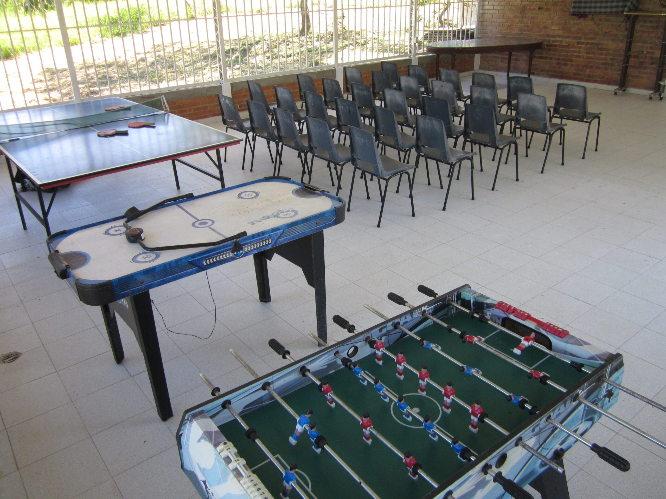 SALON DE JUEGOS